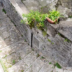 Apartment Above George, Laglio