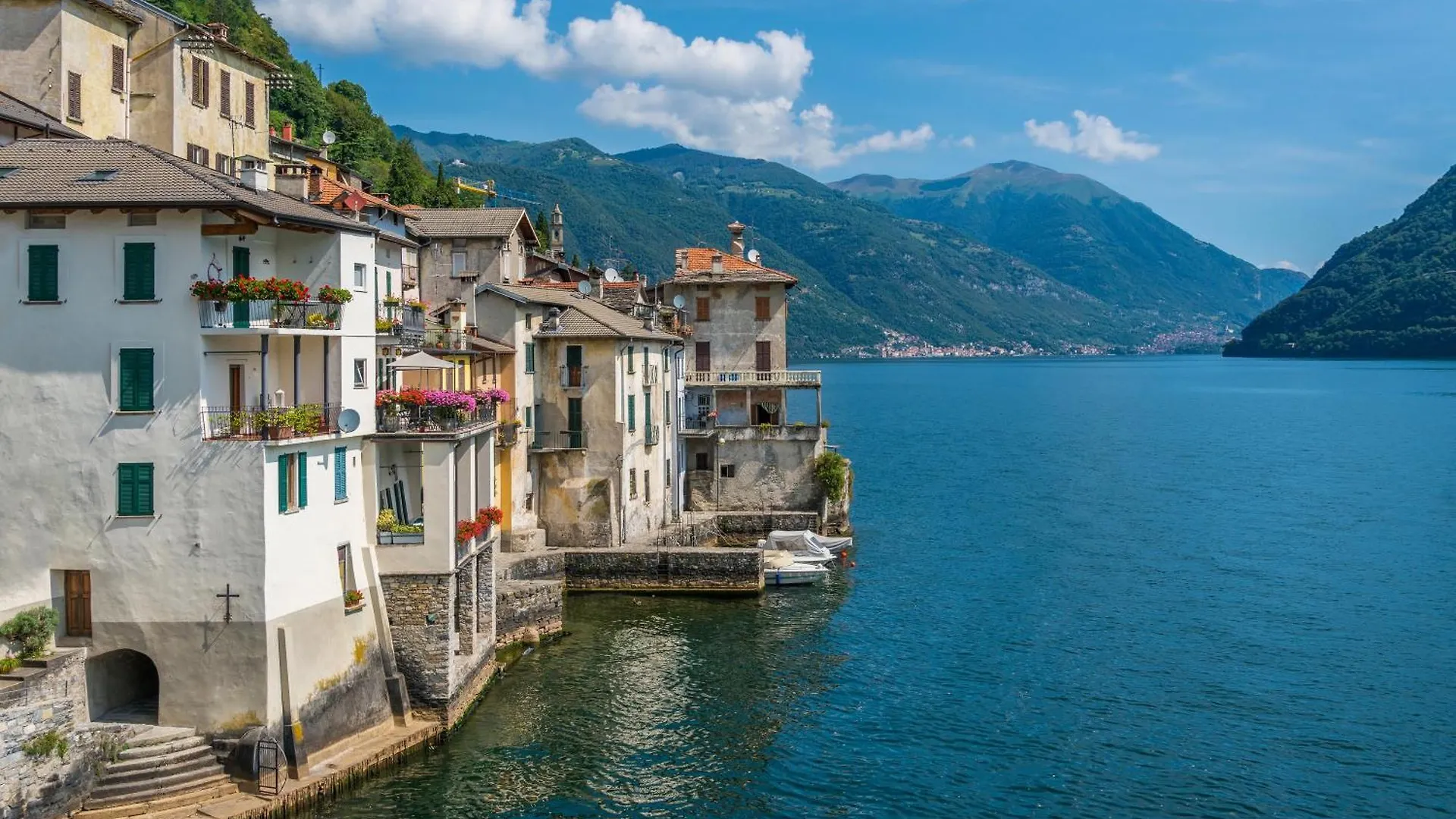 Villa Lucia Laglio Italy